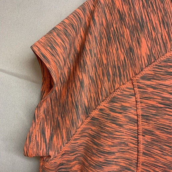 Calvin Klein Performance Quick Dry Space Dye Activewear Short Sleeve Top Size L - Picture 3 of 6